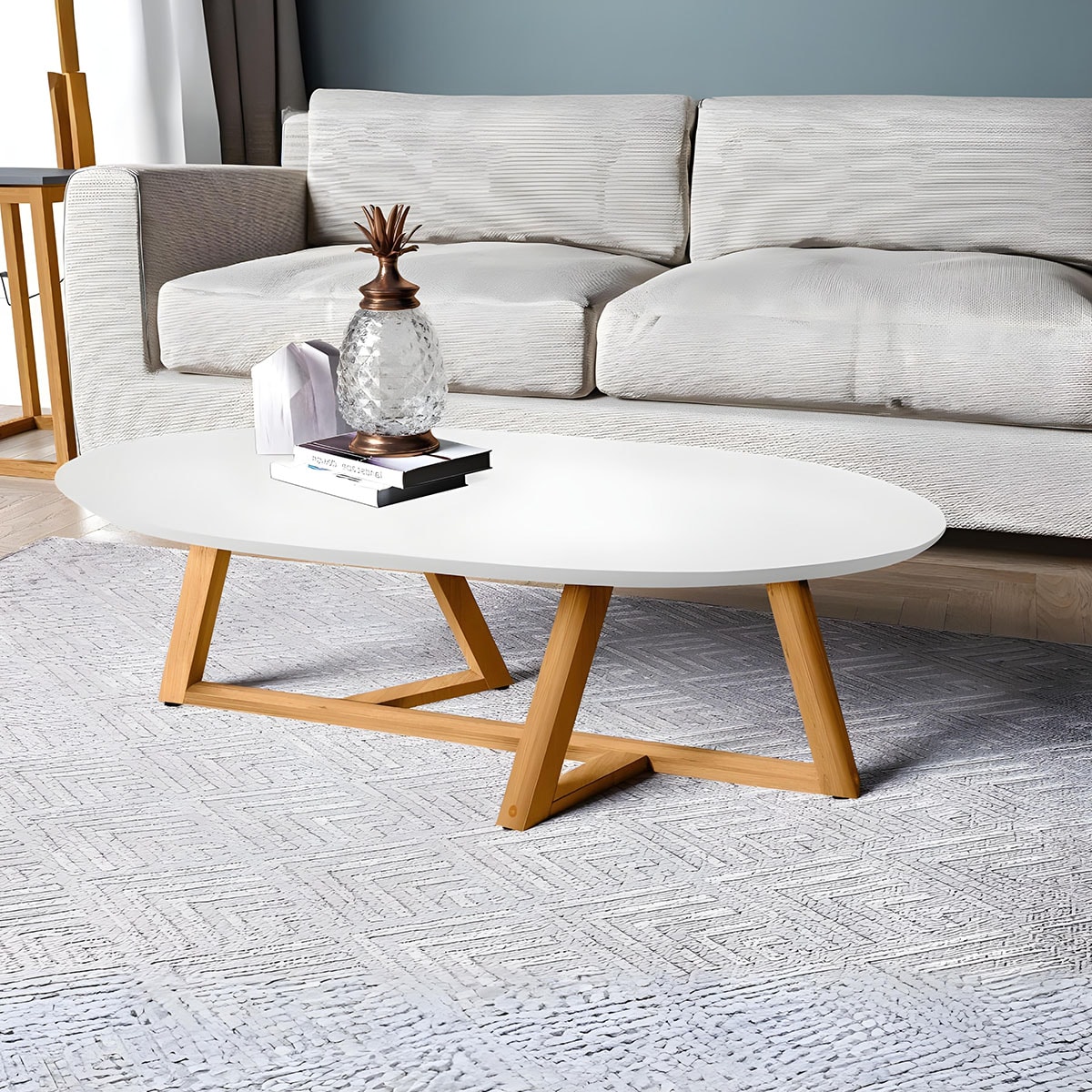 Mesa de Centro Sala Classic Oval com Pés em Madeira Maciça